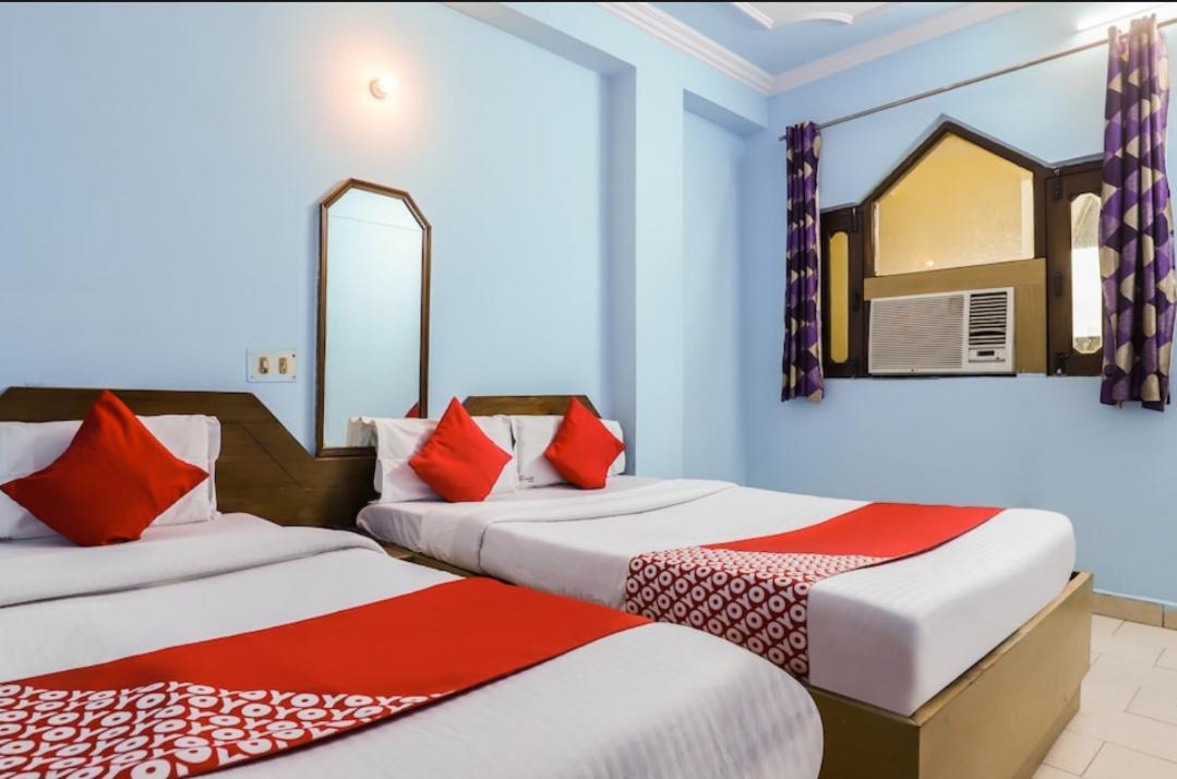 Hotel Raj Hans Dx Нью-Дели Экстерьер фото